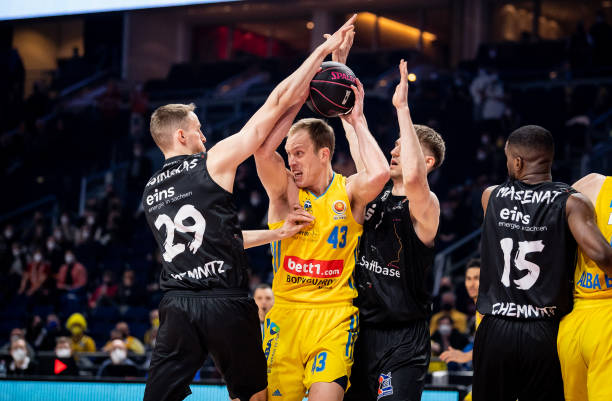 压比拼与人 压比拼与人